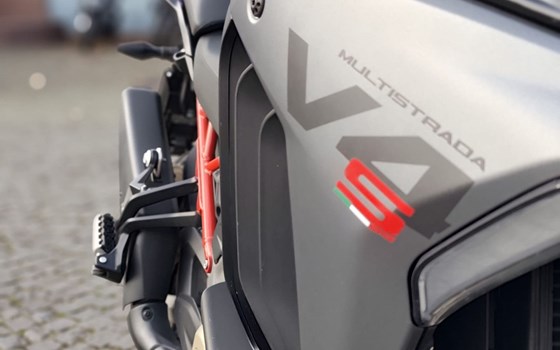 Gebrauchtmotorrad Ducati Multistrada V4 S - Bild 8