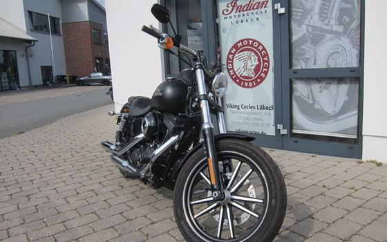 Gebrauchtmotorrad Harley-Davidson Dyna Street Bob Special - Bild 12