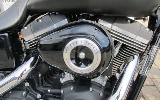 Gebrauchtmotorrad Harley-Davidson Dyna Street Bob Special - Bild 14