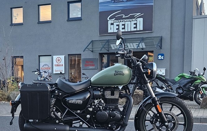 Royal Enfield Meteor 350 Fireball