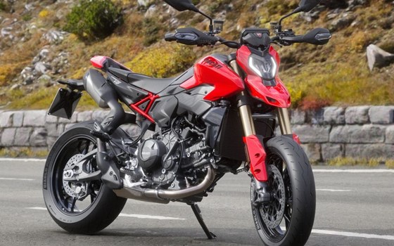 Neufahrzeug Ducati Hypermotard V2 - Bild 1