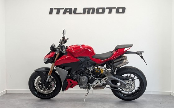 Gebrauchtmotorrad Ducati Streetfighter V2 - Bild 3