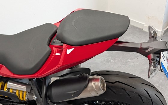 Gebrauchtmotorrad Ducati Streetfighter V2 - Bild 8