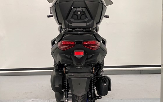 Gebrauchtmotorrad Yamaha XMAX 300 - Bild 8