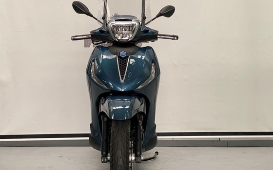 Gebrauchtmotorrad Piaggio Beverly 400 - Bild 4