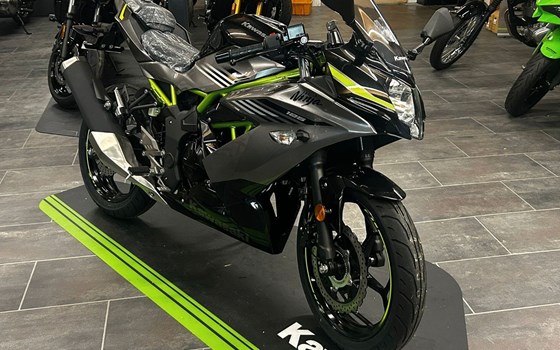Neufahrzeug Kawasaki Ninja 125 - Bild 1