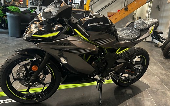 Neufahrzeug Kawasaki Ninja 125 - Bild 4
