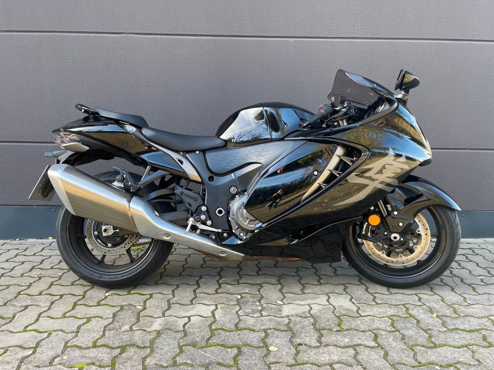 Suzuki GSX-1300RR Hayabusa