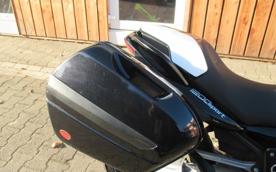 Gebrauchtmotorrad Moto Guzzi 1200 Sport - Bild 11