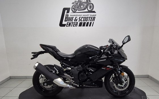 Neufahrzeug Kawasaki Ninja 125 - Bild 1
