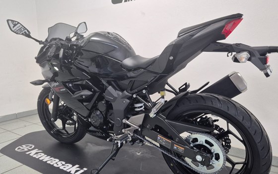 Neufahrzeug Kawasaki Ninja 125 - Bild 11