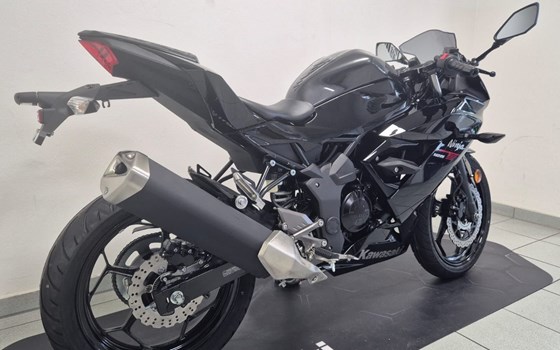 Neufahrzeug Kawasaki Ninja 125 - Bild 8