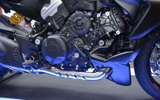 Gebrauchtmotorrad Ducati Diavel V4 - Bild 4