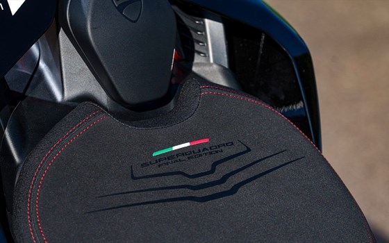 Gebrauchtmotorrad Ducati Panigale V2 Superquadro Final Edition - Bild 6