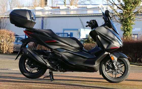 Gebrauchtmotorrad Honda Forza 350 - Bild 1