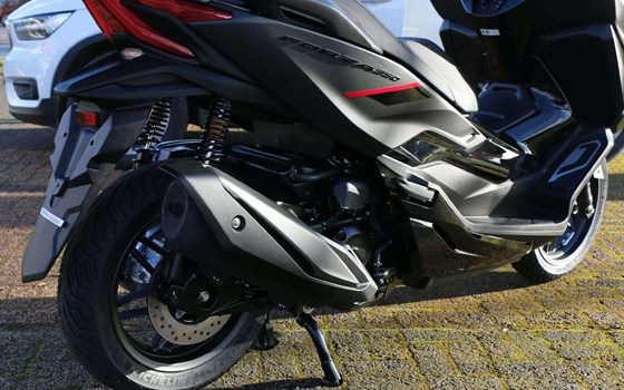 Gebrauchtmotorrad Honda Forza 350 - Bild 6