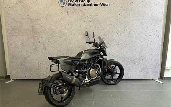 Gebrauchtmotorrad Husqvarna Svartpilen 701 - Bild 6