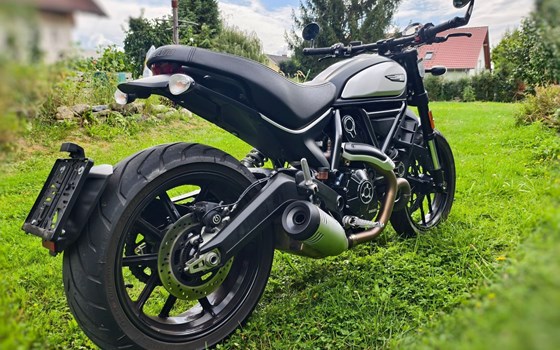 Gebrauchtmotorrad Ducati Scrambler Icon Dark - Bild 5