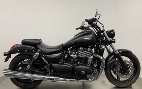 Gebrauchtmotorrad Triumph Thunderbird Storm - Bild 2