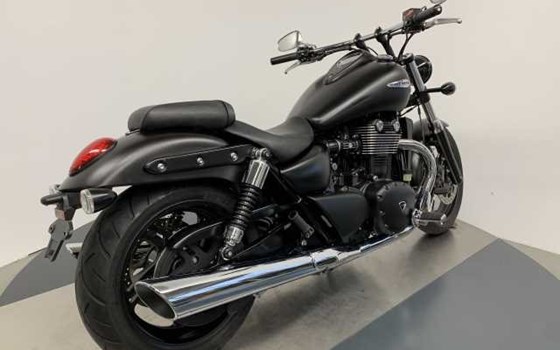 Gebrauchtmotorrad Triumph Thunderbird Storm - Bild 3