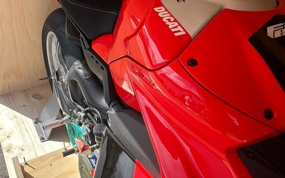 Gebrauchtmotorrad Ducati Panigale V4 S - Bild 8