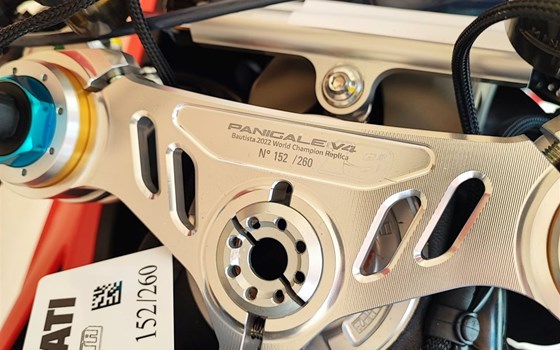 Gebrauchtmotorrad Ducati Panigale V4 S - Bild 9