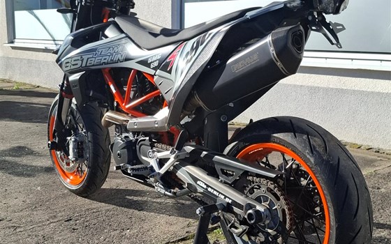 Gebrauchtmotorrad KTM 690 SMC R - Bild 5