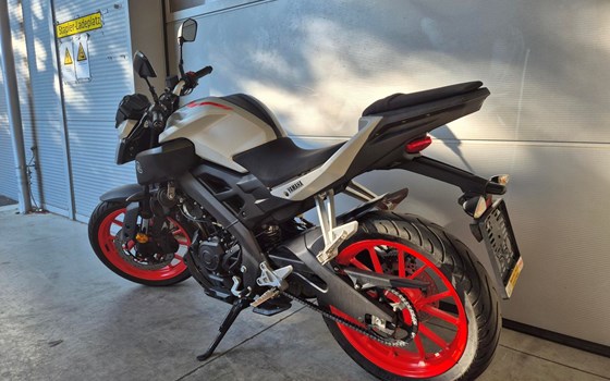 Gebrauchtmotorrad Yamaha MT-125 - Bild 3