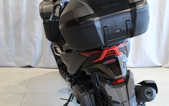 Gebrauchtmotorrad Honda Forza 125 - Bild 12