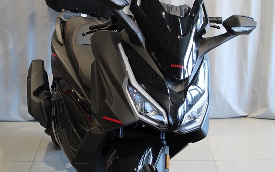 Gebrauchtmotorrad Honda Forza 125 - Bild 4