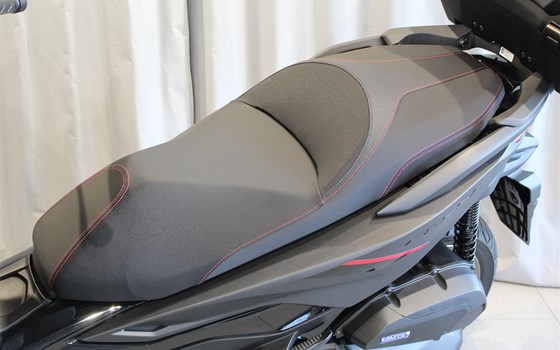 Gebrauchtmotorrad Honda Forza 125 - Bild 6