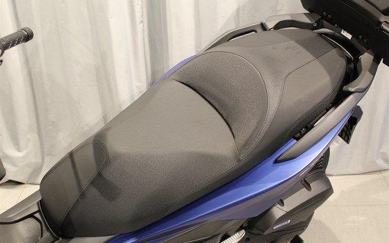 Gebrauchtmotorrad Honda Forza 125 - Bild 6