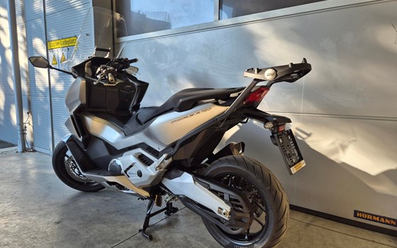 Gebrauchtmotorrad Honda Forza 750 - Bild 7