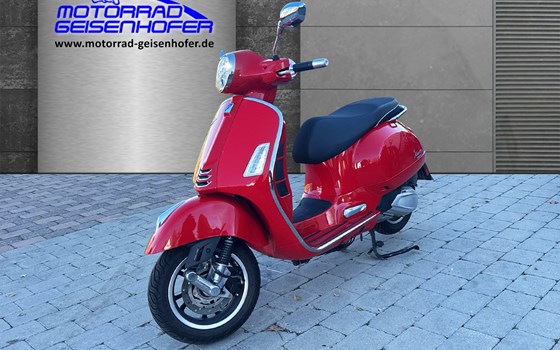 Gebrauchtmotorrad Vespa GTS 310 Super - Bild 1