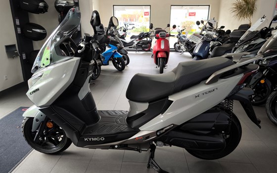 Gebrauchtmotorrad Kymco X-Town CT 125i CBS - Bild 7