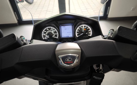 Gebrauchtmotorrad Kymco X-Town CT 125i CBS - Bild 9