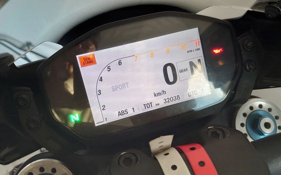 Gebrauchtmotorrad Ducati Monster 1200 R - Bild 2