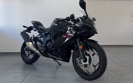 Neufahrzeug Kawasaki Ninja 125 - Bild 1