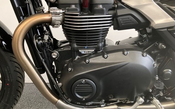 Neufahrzeug Triumph Speed Twin 900 - Bild 4