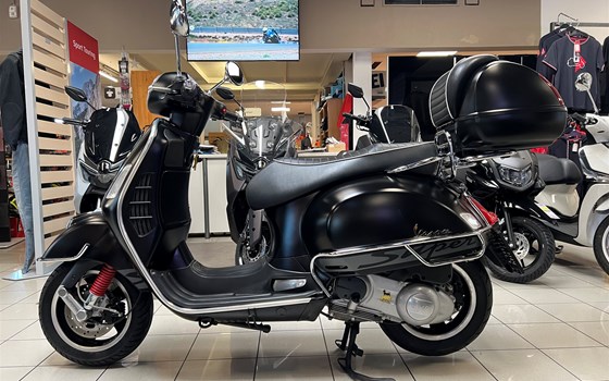 Gebrauchtmotorrad Vespa GTS 300 i.e. Super Sport - Bild 2