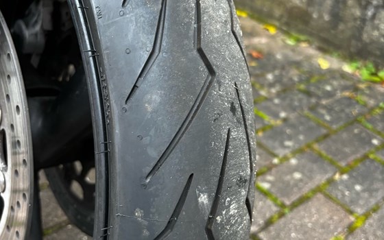 Gebrauchtmotorrad Yamaha FZR 600  Genesis - Bild 2