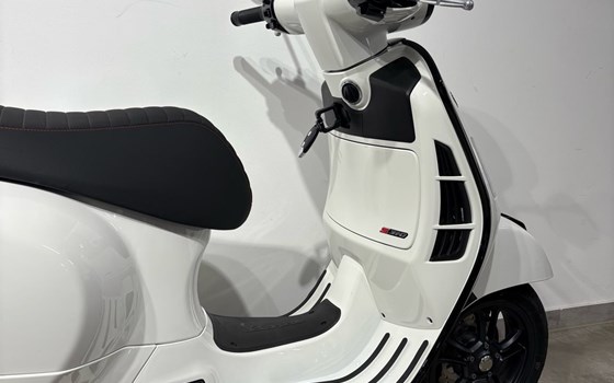 Gebrauchtmotorrad Vespa GTS 310 SuperSport - Bild 3