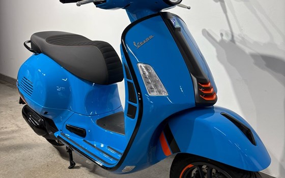 Gebrauchtmotorrad Vespa GTS 125 Super Sport - Bild 2