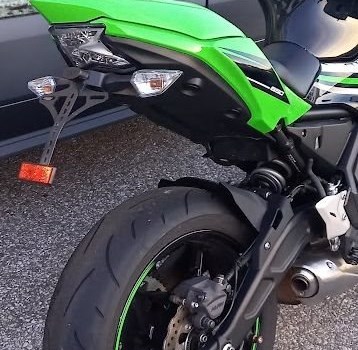 Gebrauchtmotorrad Kawasaki Ninja 650 KRT - Bild 4