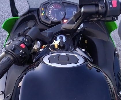 Gebrauchtmotorrad Kawasaki Ninja 650 KRT - Bild 6