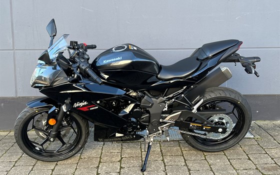 Neufahrzeug Kawasaki Ninja 125 - Bild 5