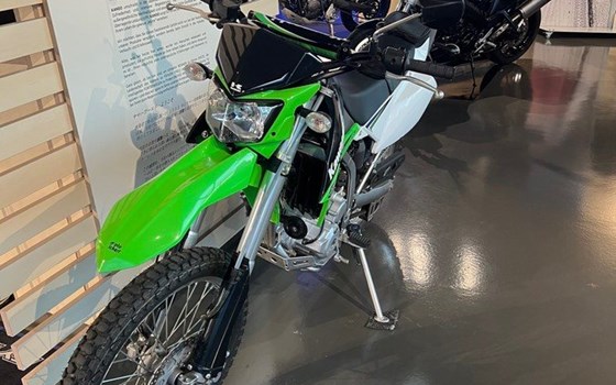 Gebrauchtmotorrad Kawasaki KLX 250 - Bild 8