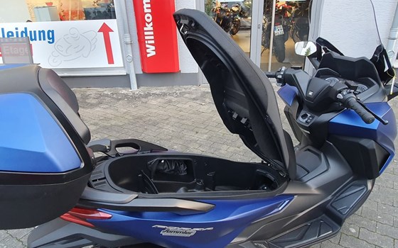 Gebrauchtmotorrad Honda Forza 125 - Bild 11