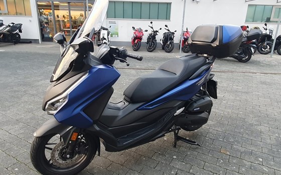 Gebrauchtmotorrad Honda Forza 125 - Bild 18