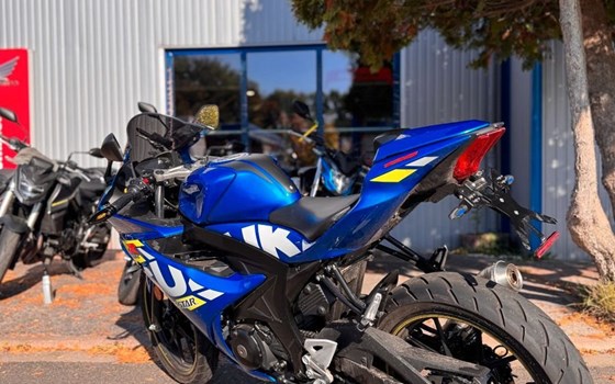 Gebrauchtmotorrad Suzuki GSX-R125 - Bild 3